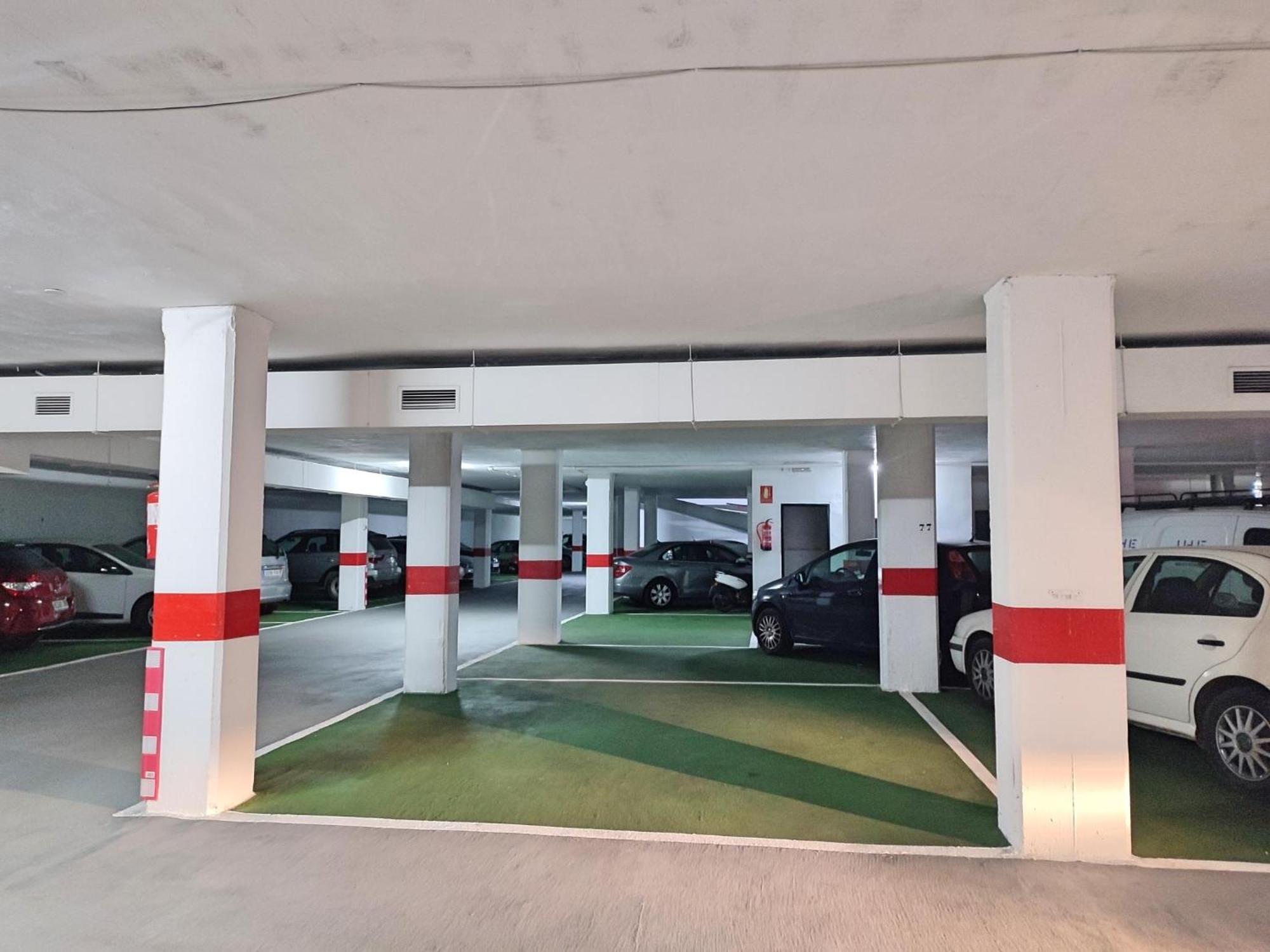 Centrico Jardines De Vallellano Apartamento *